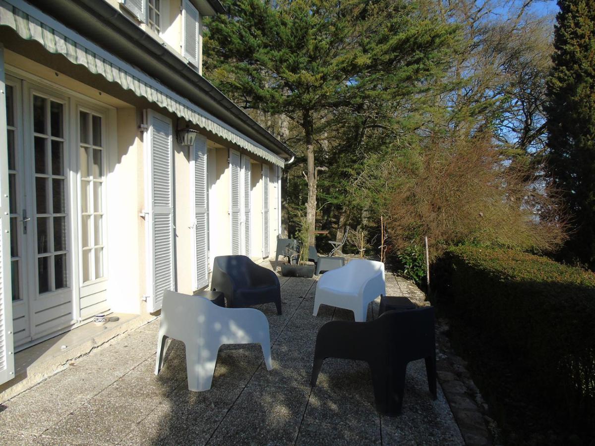 Une nuit sur Loire Treves-Cunault Extérieur photo